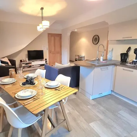 Accueillante Maison Avec Piscine *