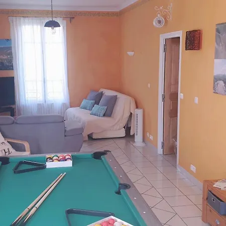 Appartement Accueillante Maison Avec Piscine *